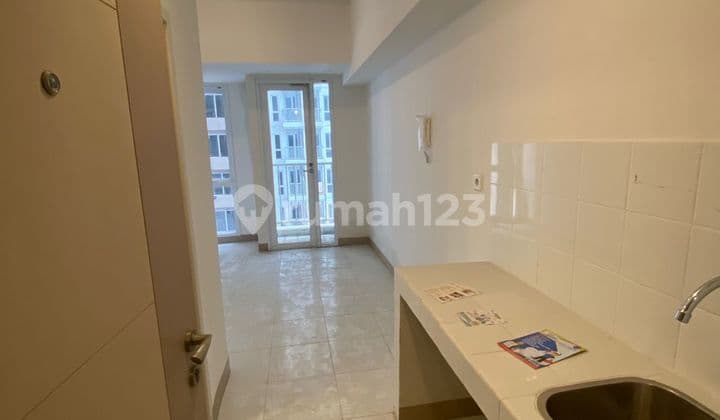 Disewakan Apartemen Studio Tokyo Riverside Pik 2 Kosongan / Unfurnished