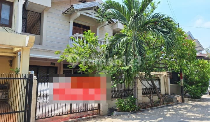 Jual Rumah Bagus 2lt di Kelapa Gading