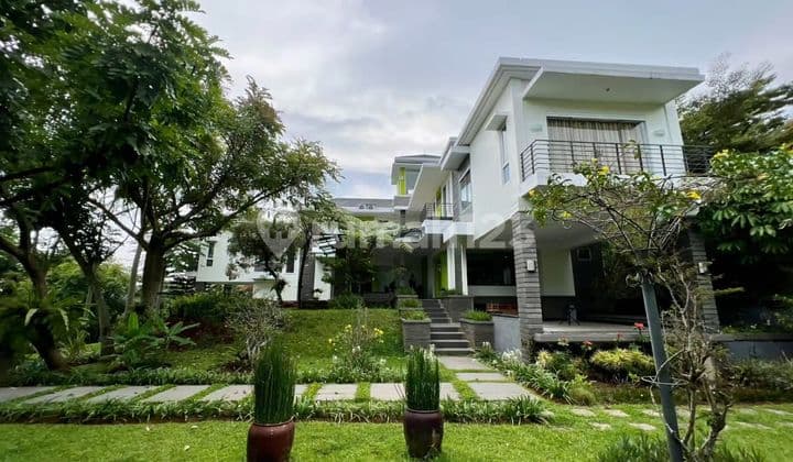 For sale: Dago Giri land, bonus beautiful villa with exotic view near Dream Park, Bandung City.