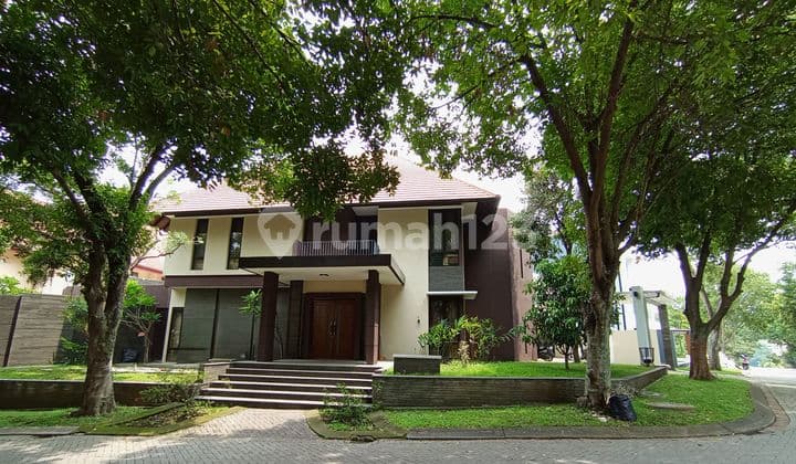 For sale furnished hook house in Kota Baru Parahyangan
