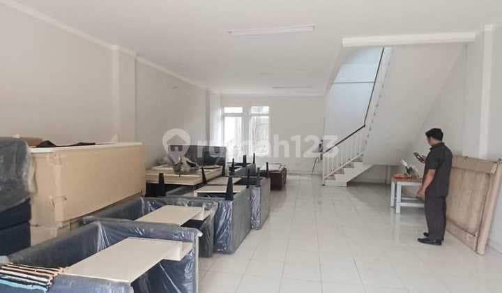 For Sale Emerald Avenue Shophouse Sector 9