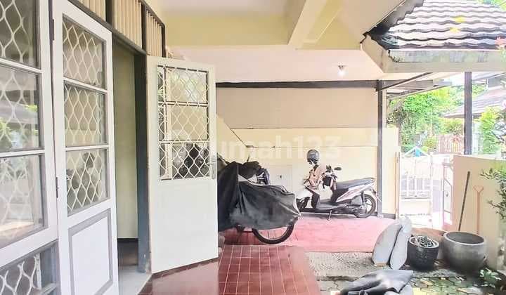 For Quick Sale: Camar Residence Cluster House Sector 3