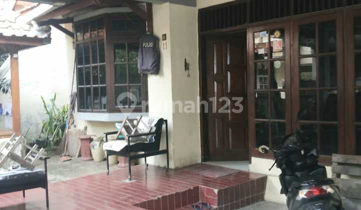Dijual Cepat Rumah Tua Hitung Tanah di Pjmi Dekat Stan Cocok Utk Kos2an