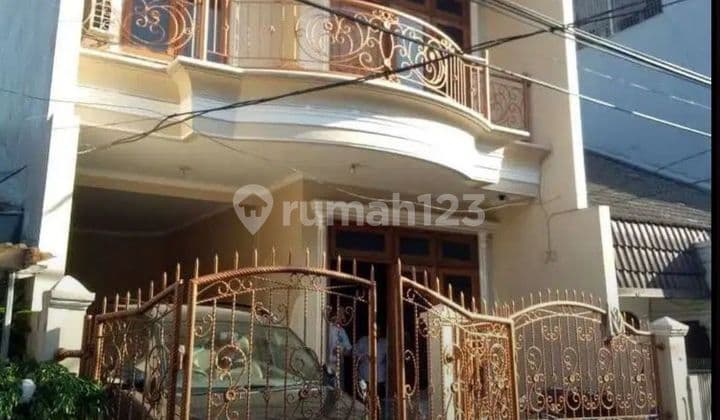 Quick Sale North Tanjung Duren House Suitable for Boarding