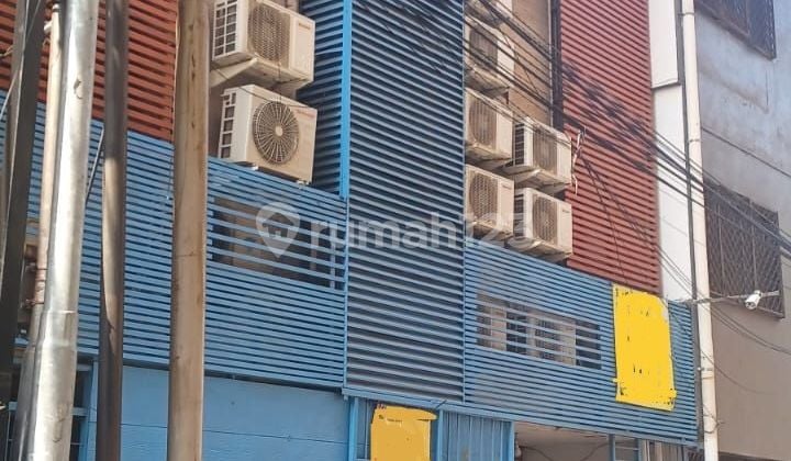 Rumah Kost Krekot 3 Lantai Seharga Njop