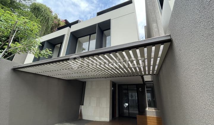 Rumah Baru 3 Lantai di Kemang Ready To Move dengan Rooftop