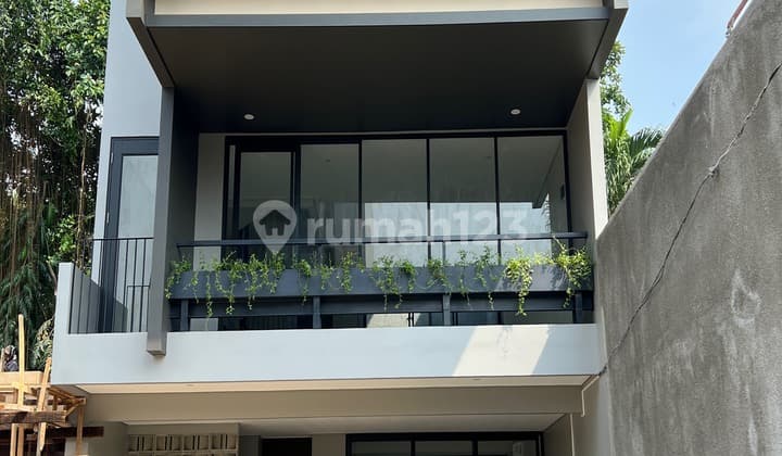 DIJUAL TOWNHOUSE MEWAH THE PRIVE DI KEMANG JAKARTA SELATAN