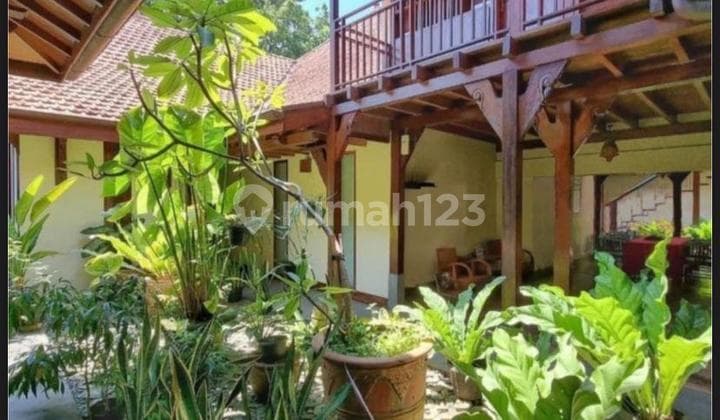 Dijual Rumah Hook Mewah 1.225m² Di Menteng Jakarta Pusat.