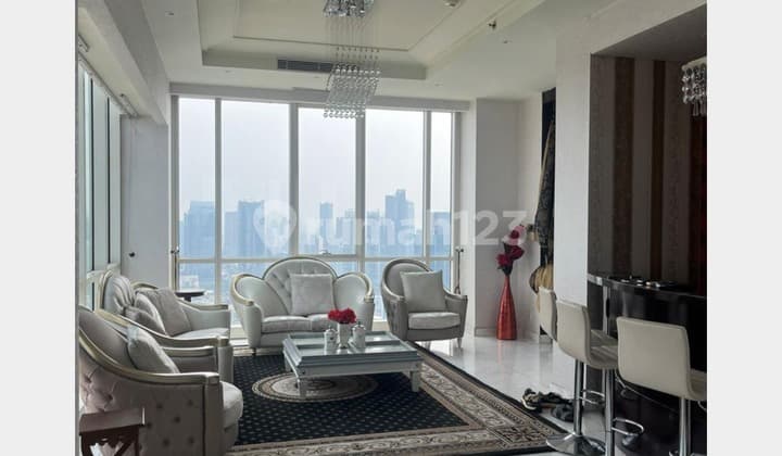 Apartment 3 BR The Peak Sudirman Bagus Furnished View 360 Degree