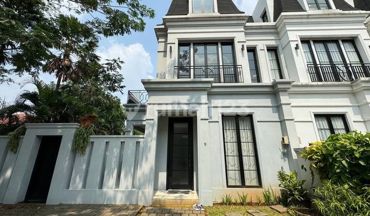 Rumah Bagus Semi Furnished SHM Kemang, Jakarta Selatan