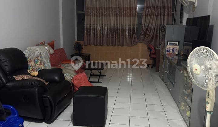 4-Storey Shop House in Villa Kapuk Mas Ready to Occupy