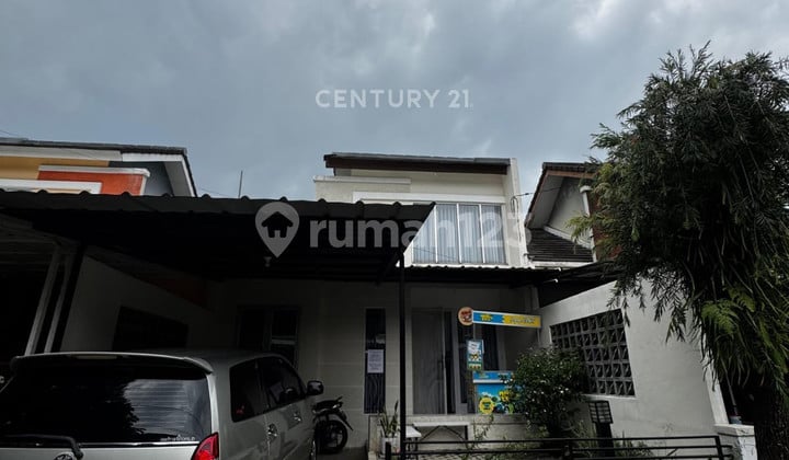 Rumah Strategis Dekat Tol Di Perumahan De Botanica Cimahpar Bogor