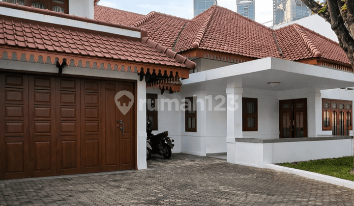 Di Jual Rumah Bagus At Menteng