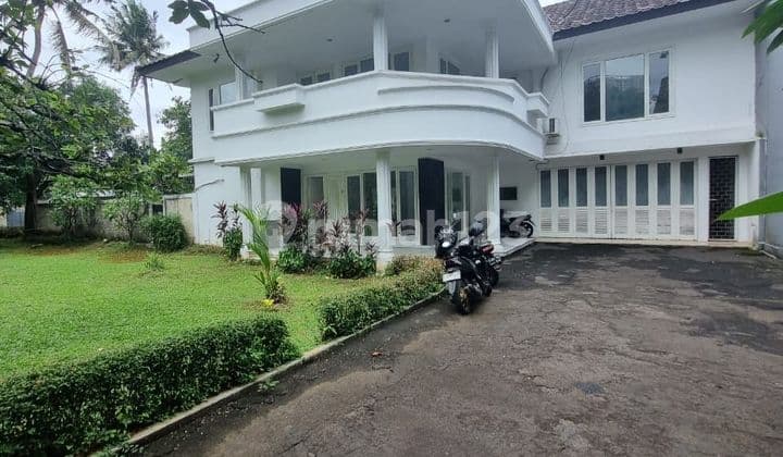 Rumah Luas Dalam Compound Bisa Kantor Atau Hunian