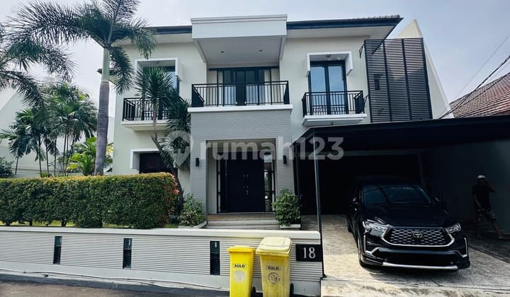 Rumah Mewah Dekat Mrt Dalam Komplek Exclusive