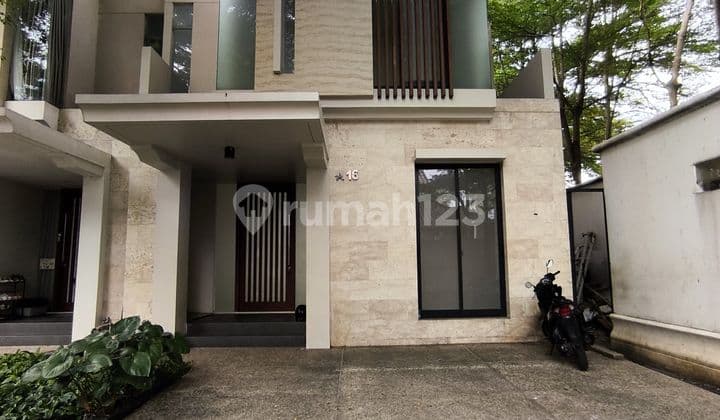 Minimalist House in Ampera Townhouse, South Jakarta