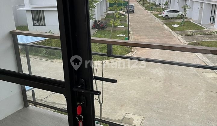 Disewakan Rumah 2 Lantai Cendana Cove Di Lippo Karawaci Central