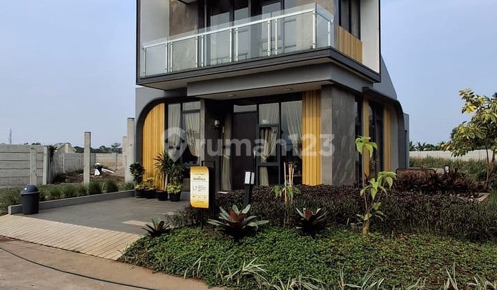 Rumah 2 Lantai Nempel Citra Raya Di Golden Nature