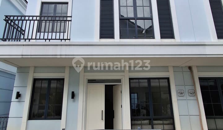 Dijual Rumah 3 Lantai Siap Huni Di Lavon Swancity