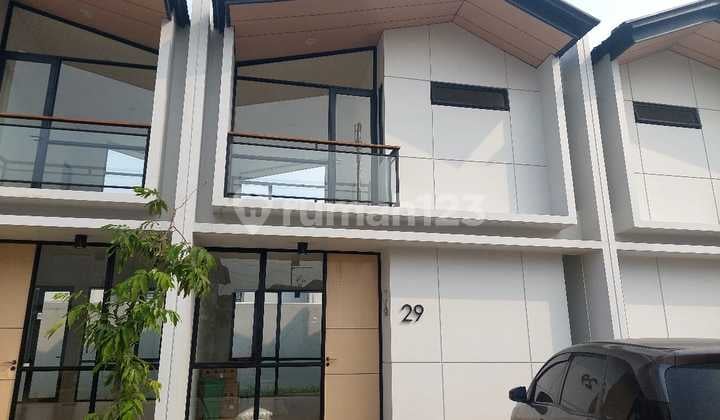 For Rent 2-Story Cendana Cove House In Central Lippo Karawaci
