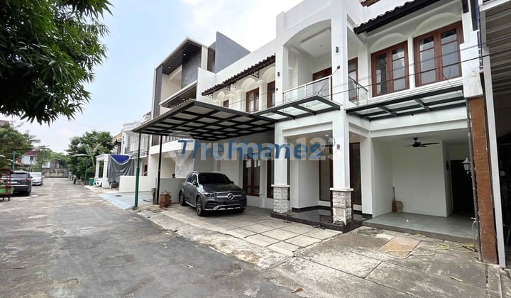 Dijual Rumah Dalam Cluster Akses 2mobil Lokasi Rawajati Timur Kalibata