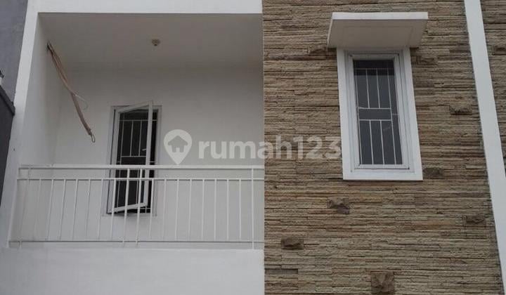 Dijual Rumah Di Jalan Veteran Komplek Citra 2 Jakarta Barat