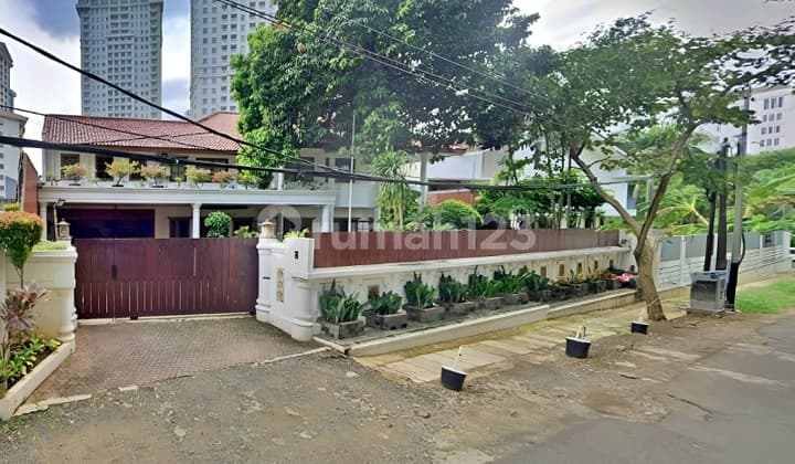 Luxury House in an Elite Compound in Permata Hijau, South Jakarta