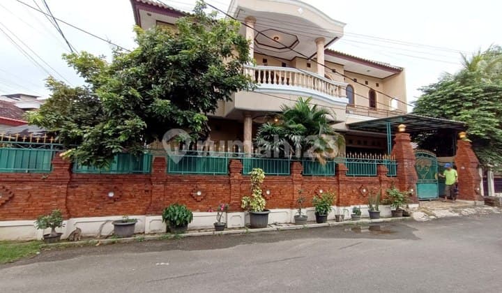 Rumah 2 Lt di Hook Siap Huni Komplek Pondok Kelapa Duren Sawit Jakarta Timur