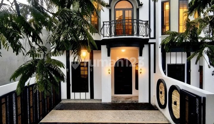 Rumah Mewah 2 Lantai Siap Huni di Jagakarsa Jakarta Selatan
