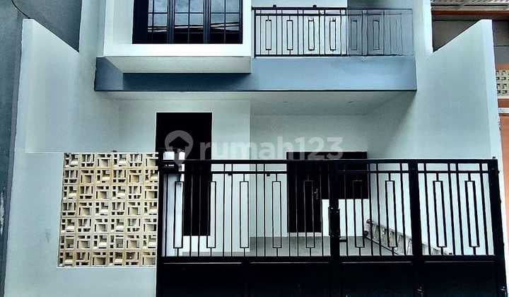 New 2-Storey Ready-to-Occupy House in Lubang Buaya, East Jakarta