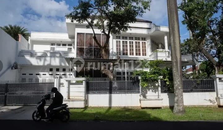 Rumah Mewah Pondok Indah Jakarta Selatan