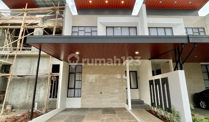 Rumah Townhouse Strategis Dekat Stasiun LRT Tol Jatimulya Bekasi