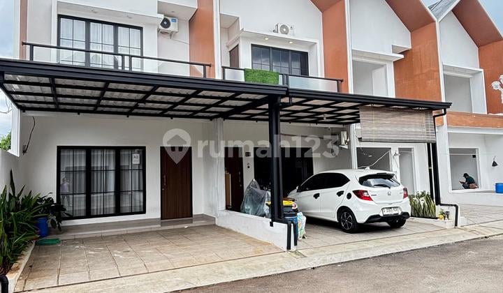 Rumah Townhouse Shm Kota Depok Dekat Tol Stasiun Terminal Pasar