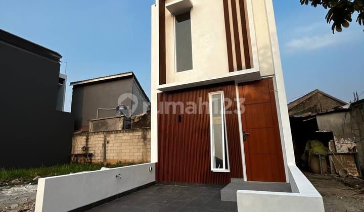 Rumah Townhouse Modern Jakarta Timur Dekat Tmii Tol Terminal Dll