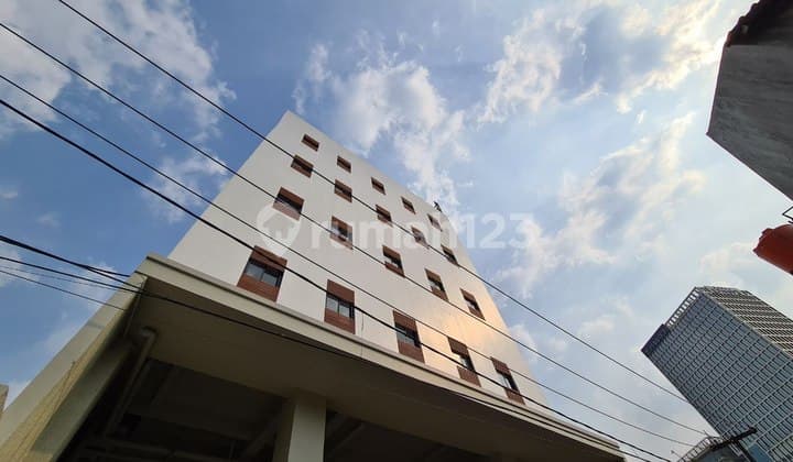 Strategic Boarding House Building Investment in Gading Serpong Furnished
