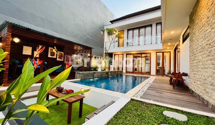 VILLA MEWAH DAN MODERN 4BR PRIVATE POOL JIMBARAN