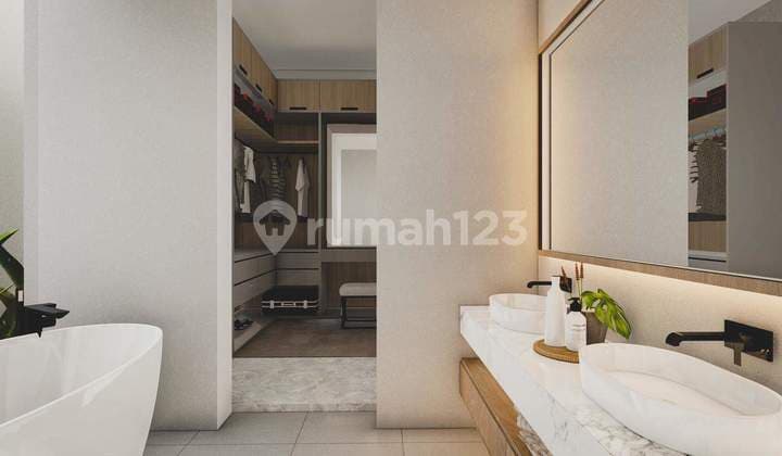 Disewakan Jangka Panjang Villa 2 Lantai 4BR di Renon