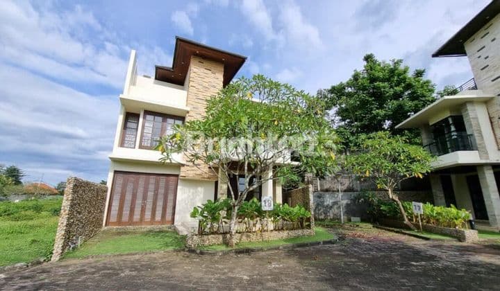 VILLA BARU MEWAH 3 LANTAI 3BR