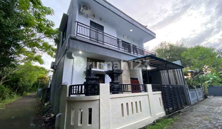 Rumah Modern 2 Lantai Siap Huni di Jimbaran, Bali