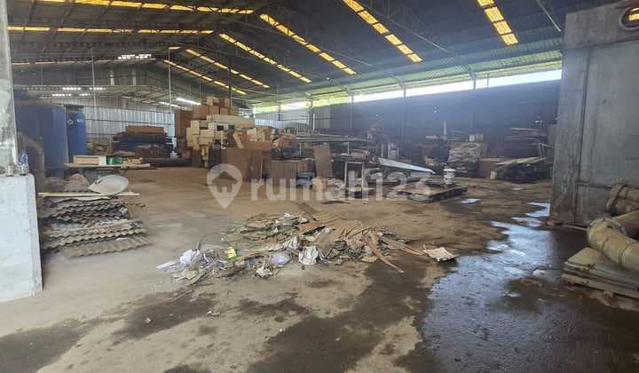 Gudang Di Daan Mogot Km 16 Semanan Luas 1113m2 Akses Cont 40 Feet