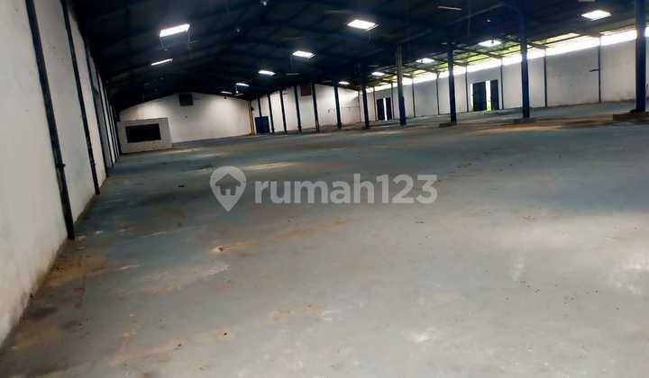 Factory in Jatake Tangerang, Area 4,600m2 with Office, Container Access