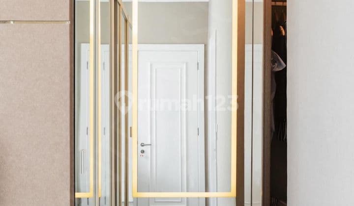 Apartemen St Moritz New Royal Super Penthouse Furnish 2 Br, 2.6 M