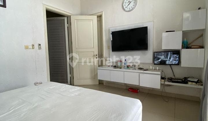 Rumah Greenlake City Cluster Europe Bagus Dan Terawat