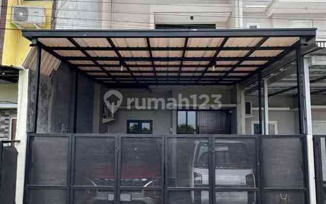 Rumah Modern GUNUNGANYAR TAMBAK MODERN Surabaya