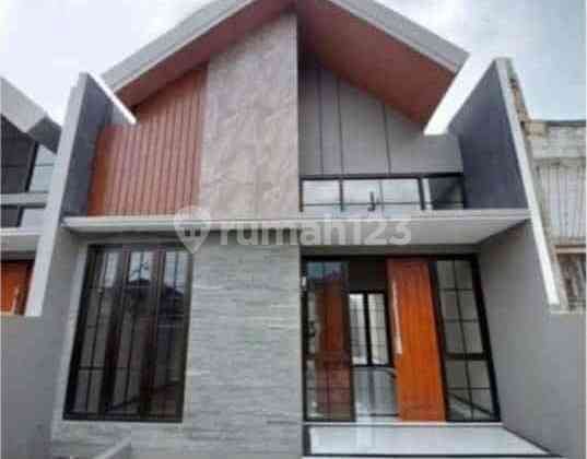 Gress Rumah Jelidro Lapangan Barat (Msy)