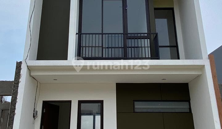 Rumah Murah 2 Lantai Siap Huni Lokak Dekat Pintu Tol