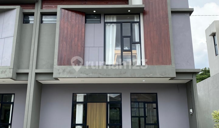 Rumah 2 Lantai Siap Huni 3Kt 2Km Dekat St Rawabuntu dan Tol