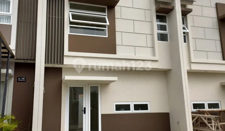 Rumah Murah 2 Lantai Siap Huni Dekat Stasiun Rawabuntu