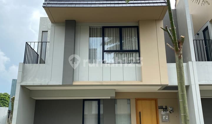 Rumah 2 Lantai Siap Huni 3Kt 3Km Dekat St Rawabuntu dan Tol