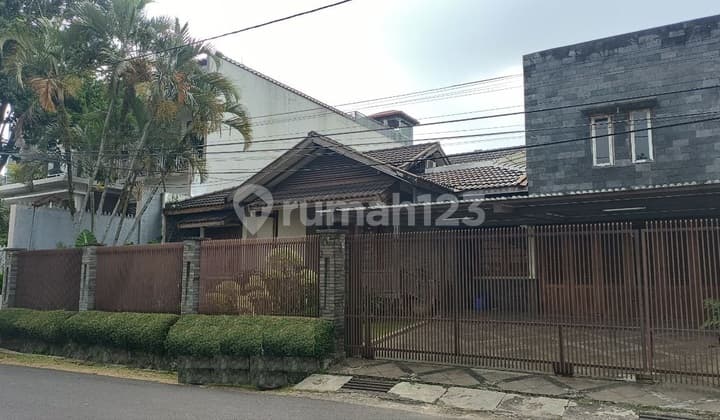 Rumah Terawat Siap Huni Dalam Komplek Tenang di Cigadung, Bandung